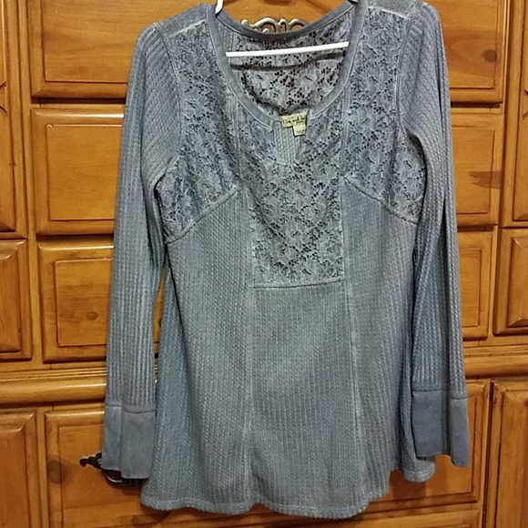 Live and Let Live shirt - Picture 4 of 7